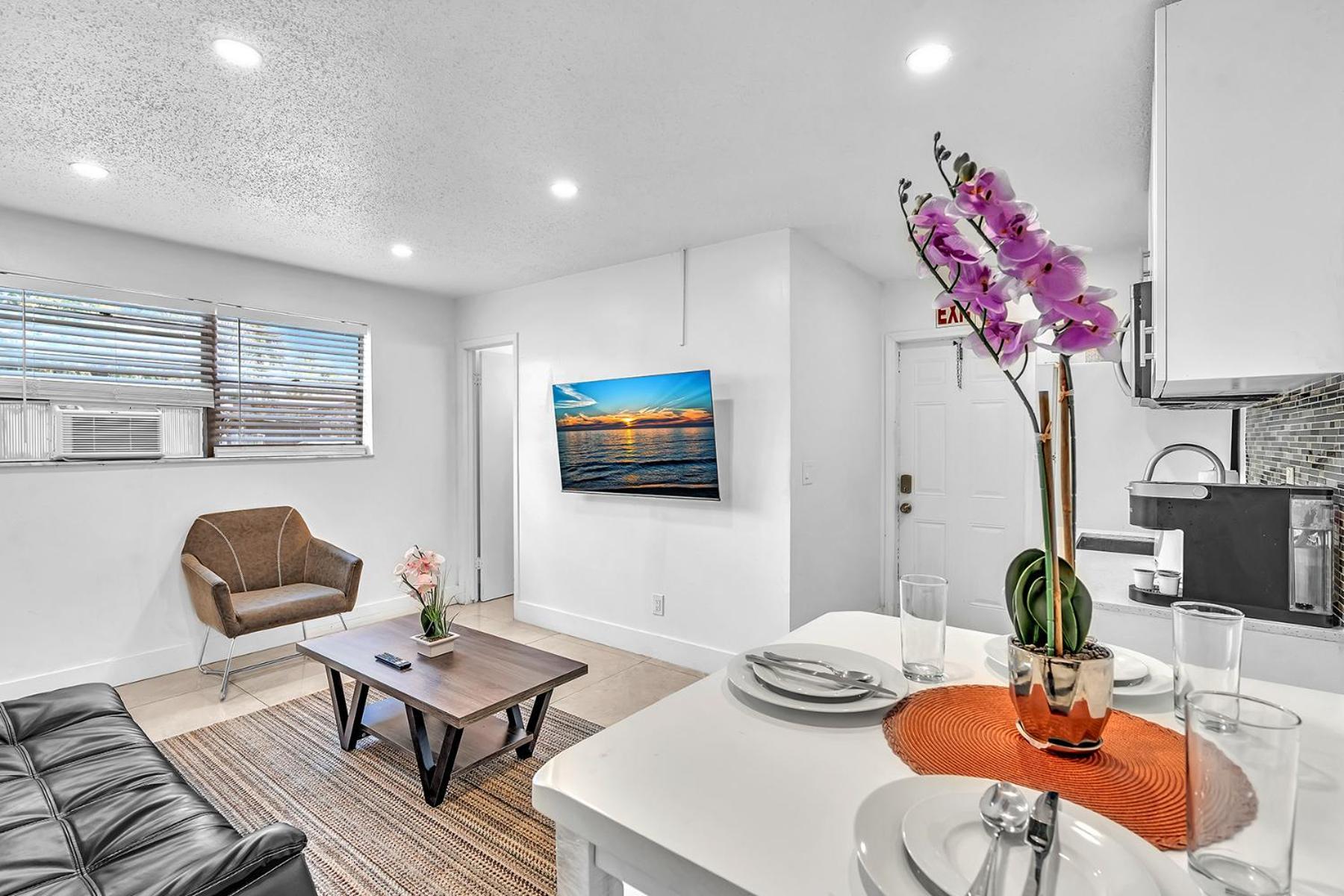 הוליווד New Boutique 1 Bdrm Close To Beach & Casino #211 מראה חיצוני תמונה